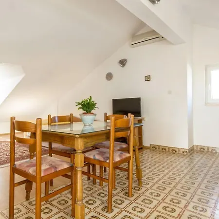 Madrugada Apartment *